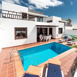 https://julianne-carmen-3.puertodelcarmen-hotels.org