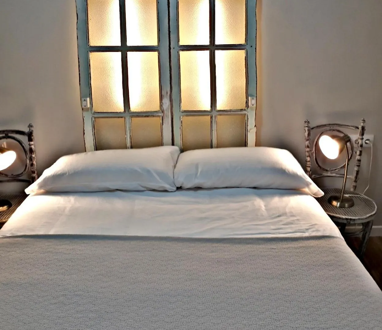 Homestay Urban Suites El Postigo Cordoba Spain