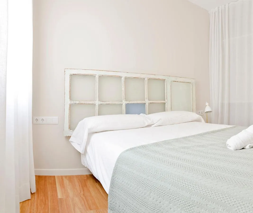 Homestay Urban Suites El Postigo Cordoba Spain